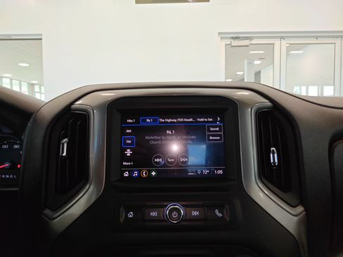 Used 2025 Chevrolet Silverado 1500 Custom AWD/4WD image 20