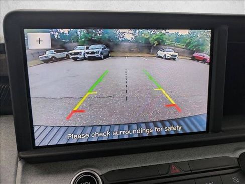 Used 2022 Ford Maverick XLT FWD image 13