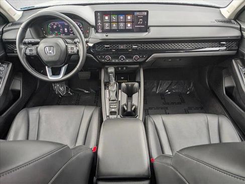 Used 2023 Honda Accord Touring image 17