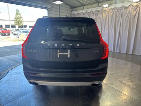 Used 2016 Volvo XC90 T6 Momentum image 6