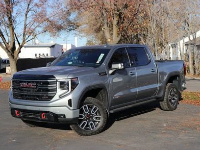 New 2026 GMC Sierra 1500 AT4 w/ AT4 Premium Package