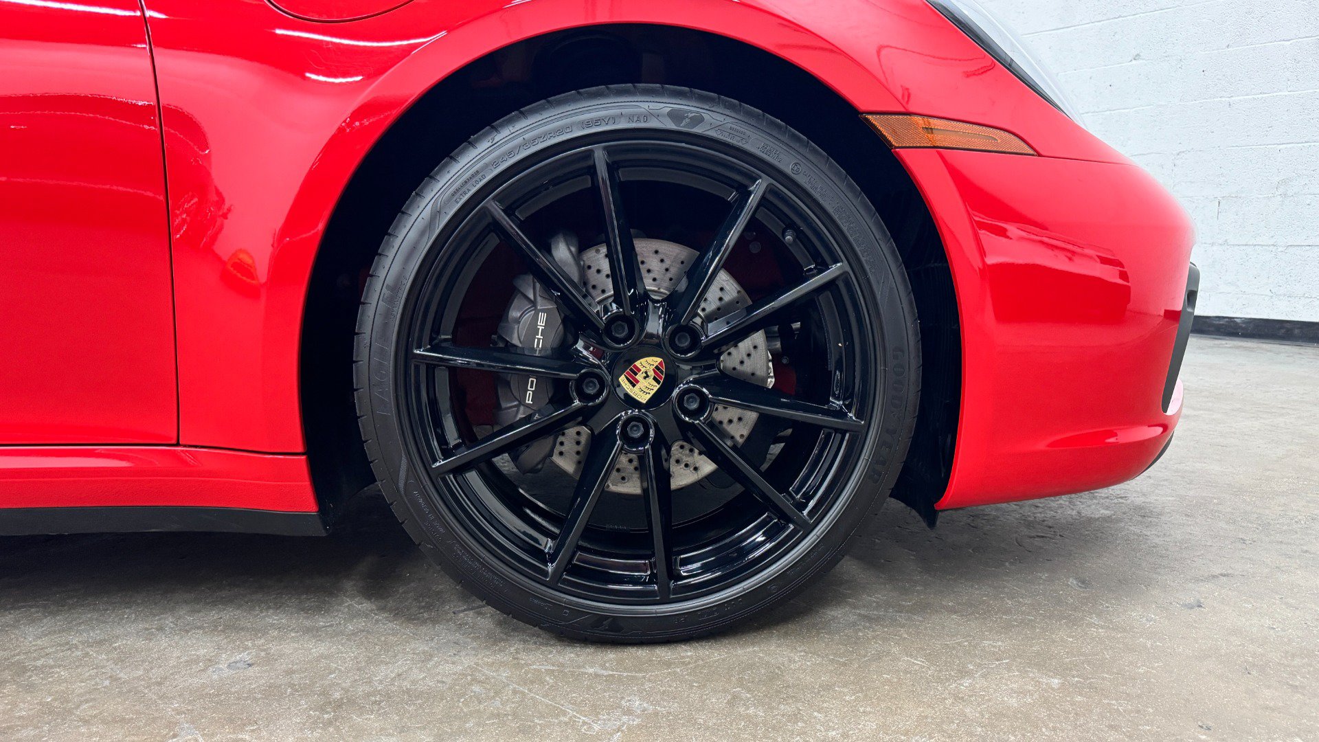 Used 2022 Porsche 911 Carrera RWD image 47