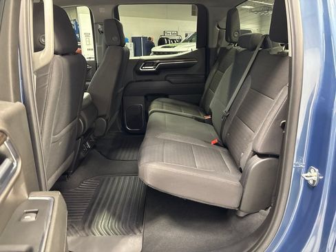 Used 2024 Chevrolet Silverado 1500 LT AWD/4WD image 32