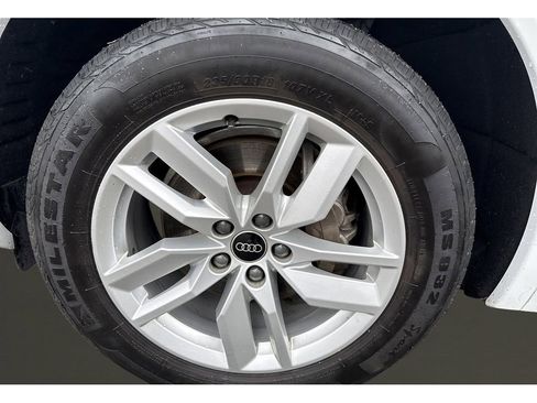 Used 2023 Audi Q5 2.0T Premium image 9