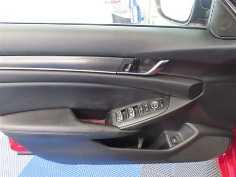 Used 2022 Honda Accord Sport image 16