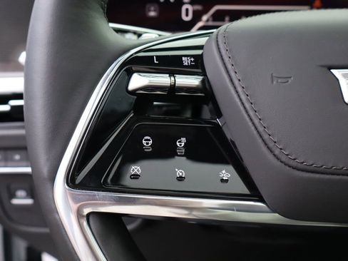 Used 2025 Cadillac Escalade Sport Platinum image 18