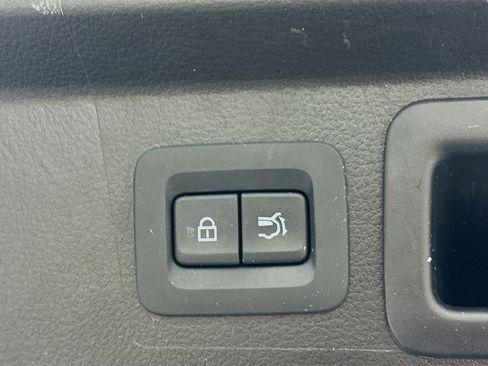 Used 2024 MAZDA CX-50 AWD 2.5 S w/ Preferred Package image 29