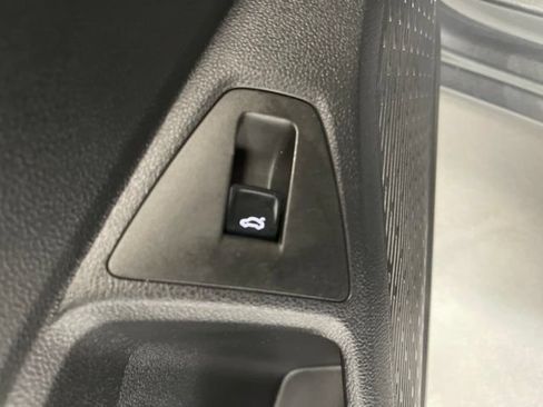 Used 2026 Volkswagen Jetta Sport FWD image 28