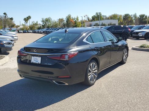 Used 2019 Lexus ES 350 w/ Premium Package image 6