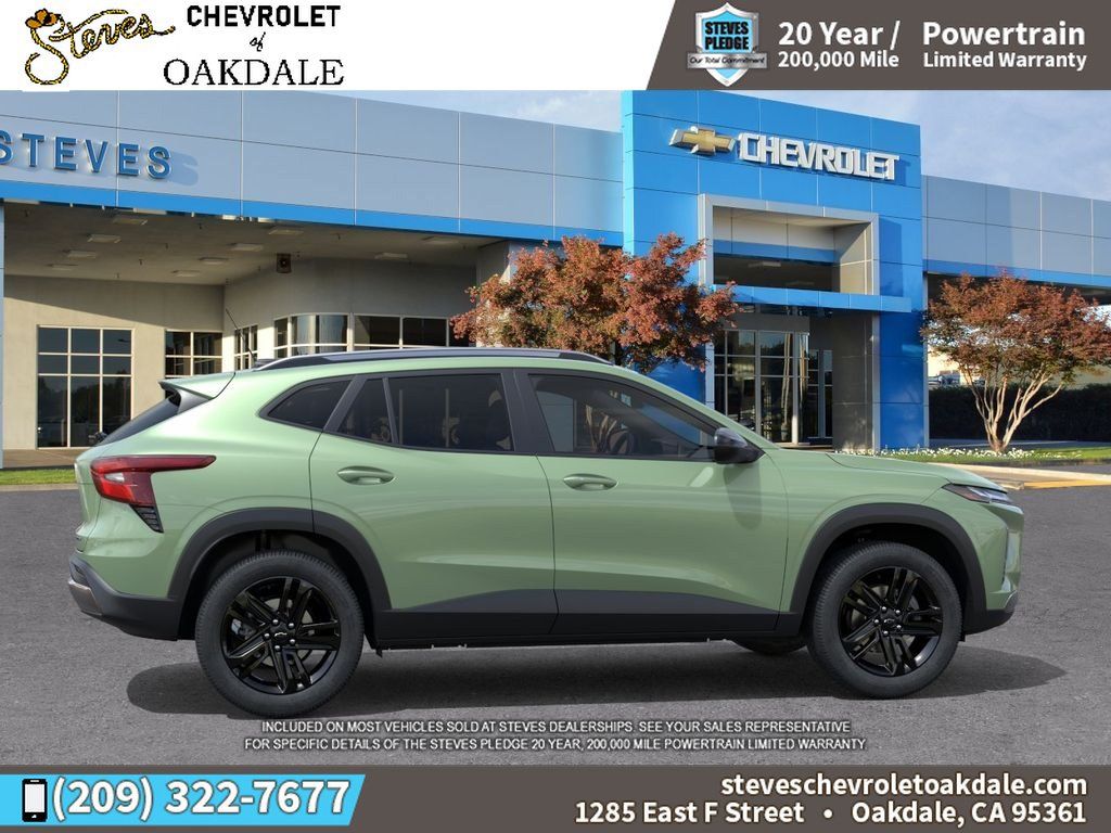 New 2026 Chevrolet Trax ACTIV w/ Sunroof Package FWD image 5