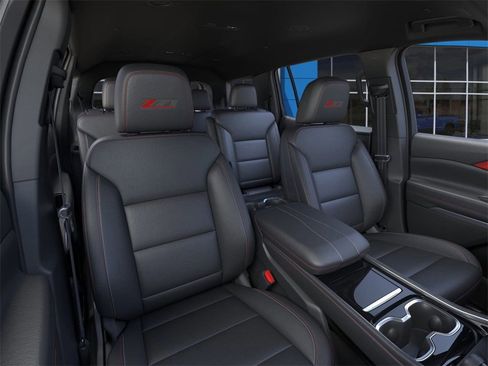 New 2026 Chevrolet Traverse Z71 w/ Driver Confidence Package image 16