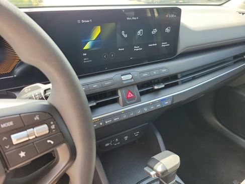 Used 2025 Kia K4 FWD image 22