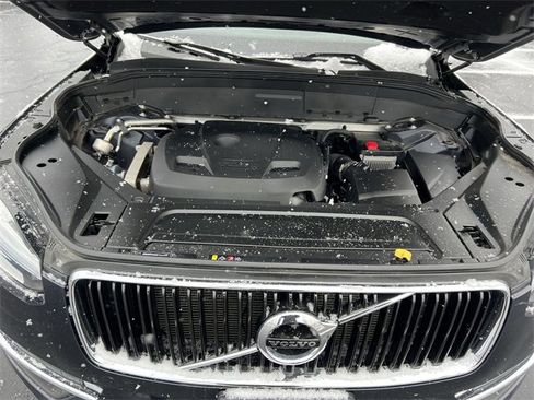 Used 2019 Volvo XC90 T5 Momentum w/ Multimedia Package image 24