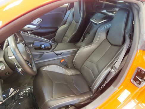 Used 2024 Chevrolet Corvette Stingray Preferred Cpe w/ Z51 Performance Package RWD image 11