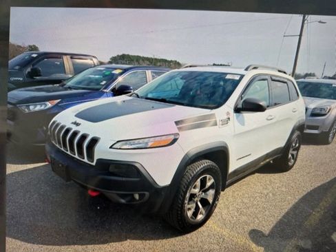 Used 2014 Jeep Cherokee Trailhawk w/ Technology Group image 1