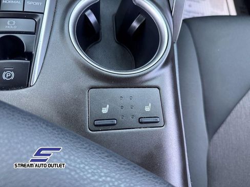 Used 2024 Toyota Camry LE image 23