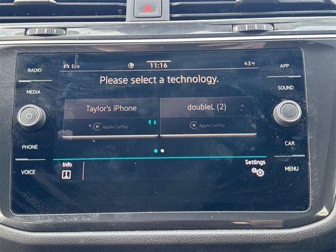 Used 2024 Volkswagen Tiguan SE R-Line image 22