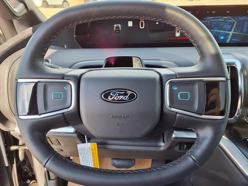 New 2026 Ford Expedition Platinum w/ Stealth Appearance Package image 17