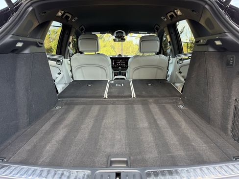 Certified 2023 Porsche Macan Turbo image 35