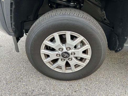 Used 2025 Toyota Tacoma SR w/ SR Upgrade Package image 9