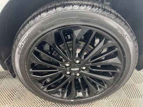 Used 2023 Lincoln Corsair AWD w/ Equipment Group 101A image 10