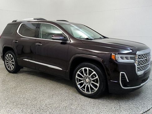 Used 2021 GMC Acadia Denali w/ Denali Ultimate Package AWD/4WD image 7
