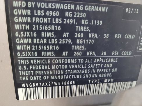 Used 2015 Volkswagen Tiguan S image 33