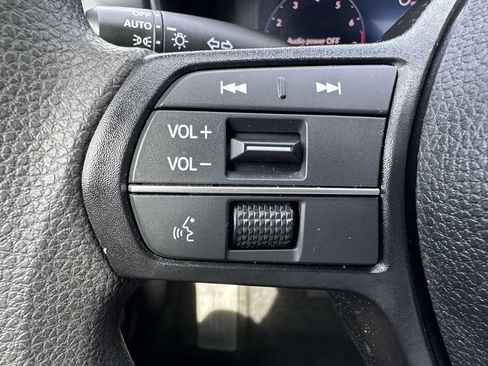 Used 2023 Honda Accord EX image 16
