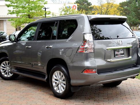 Used 2014 Lexus GX 460 image 7