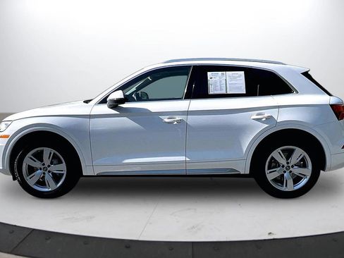Used 2019 Audi Q5 2.0T Premium Plus w/ Premium Plus Package AWD/4WD image 6