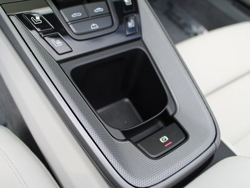 Certified 2024 Porsche 911 Carrera 4S image 20