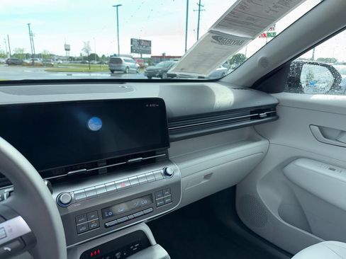 Used 2026 Hyundai Kona SEL Sport FWD image 18