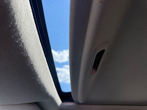 Used 2016 Honda HR-V EX image 14