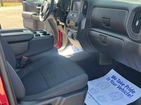 Used 2022 Chevrolet Silverado 1500 Custom image 9