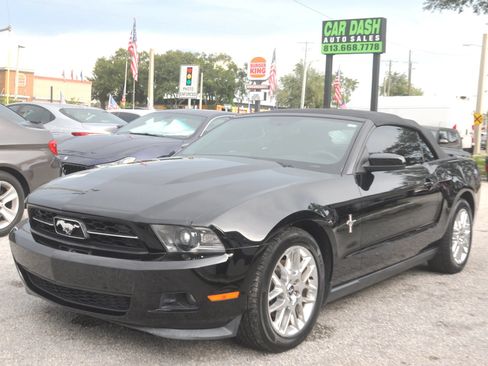 Used 2012 Ford Mustang Premium w/ Electronics Pkg RWD image 5