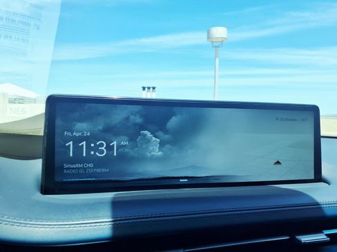 Certified 2023 Genesis GV70 2.5T w/ Sport Prestige Package AWD/4WD image 23