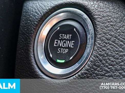 Used 2025 Cadillac XT4 Premium Luxury FWD image 45