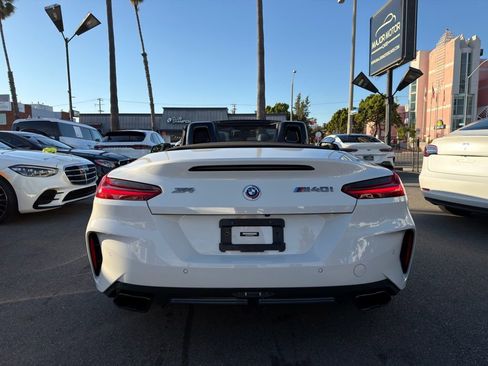Used 2022 BMW Z4 M40i w/ Premium Package image 6
