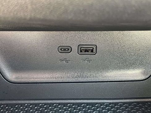 New 2027 Chevrolet Equinox ACTIV w/ Safety and Technology Package FWD image 17