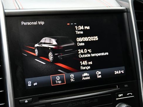 Used 2017 Porsche Cayenne GTS AWD/4WD image 55