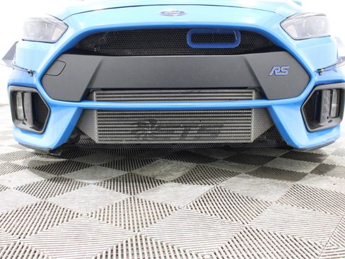 Used 2017 Ford Focus RS image 37