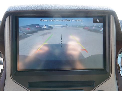 Used 2014 Ford F250 Lariat w/ Chrome Package image 28