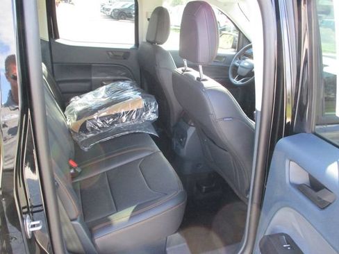 Used 2025 Ford Maverick Tremor AWD/4WD image 22