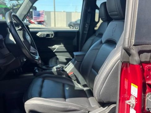 Used 2025 Ford Bronco Badlands AWD/4WD image 26
