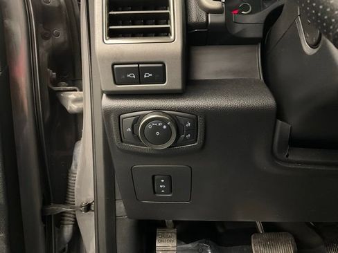 Used 2018 Ford F150 Raptor w/ Equipment Group 802A Luxury AWD/4WD image 14