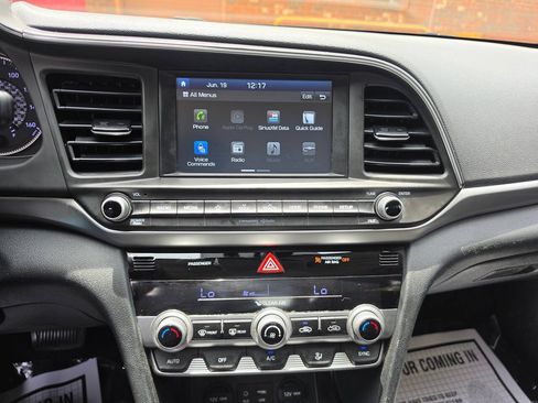 Used 2020 Hyundai Elantra SEL w/ Cargo Package (C1) FWD image 14