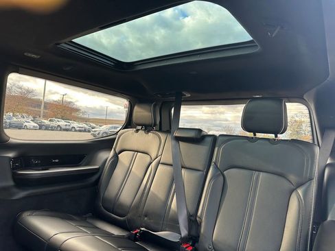 Used 2024 Jeep Grand Wagoneer Series II w/ Quick Order Packagew 28T image 25