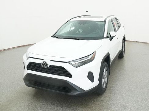 New 2025 Toyota RAV4 XLE image 3