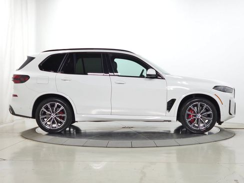 Used 2024 BMW X5 xDrive40i w/ M Sport Package AWD/4WD image 12