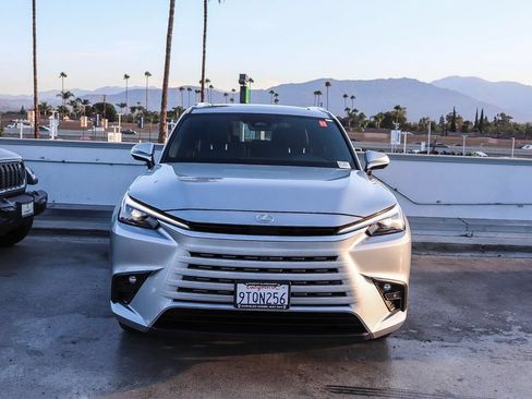 Used 2025 Lexus TX 350 AWD w/ Technology Package image 3